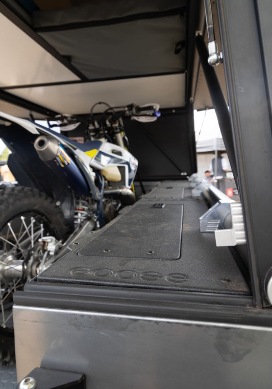 GOOSE GEAR Rustic Mountain Overland Anzac GFC Moto Hauler - Passenger Side Utility Module Package - 3664-GGR-SH