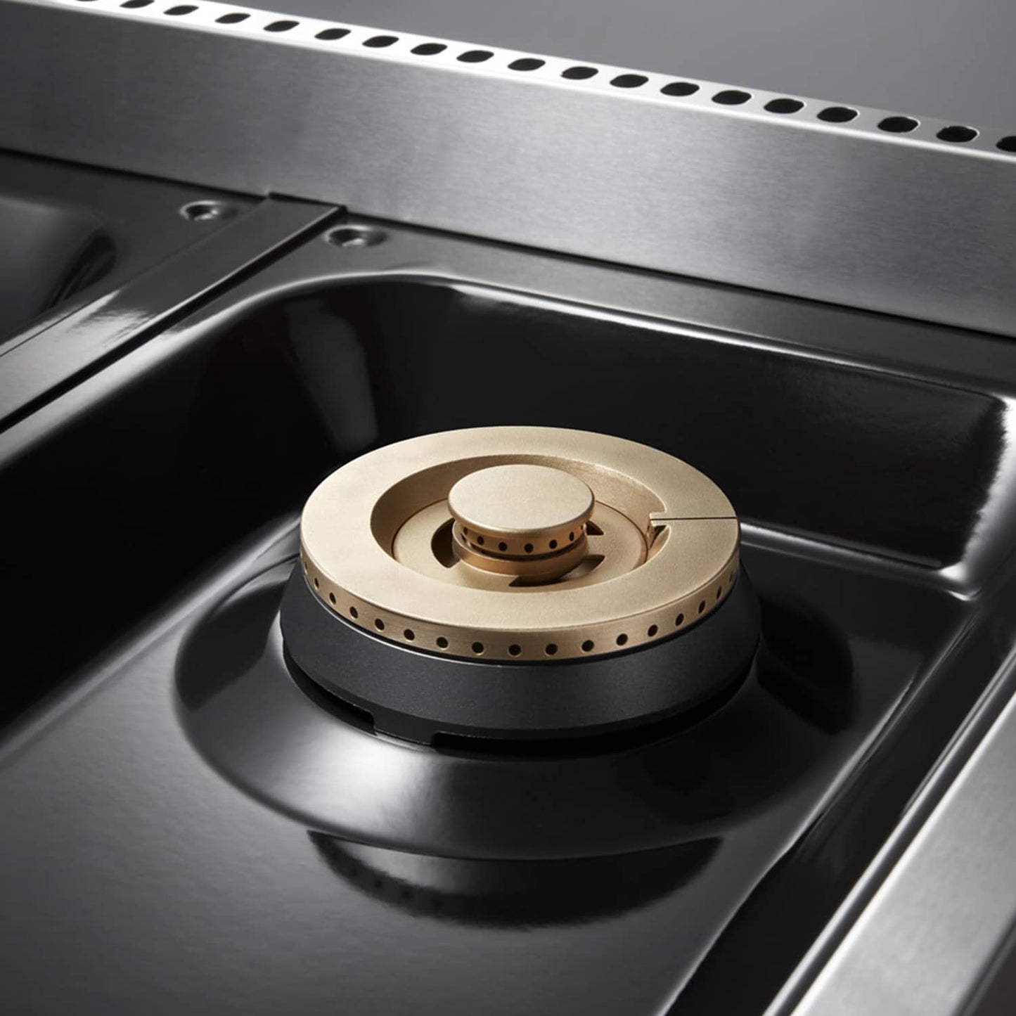 Thor Kitchen 48-Inch Propane Gas Cooktop in Stainless Steel with 6 Burners Including Power Burners and Griddle  - HRT4806ULP
