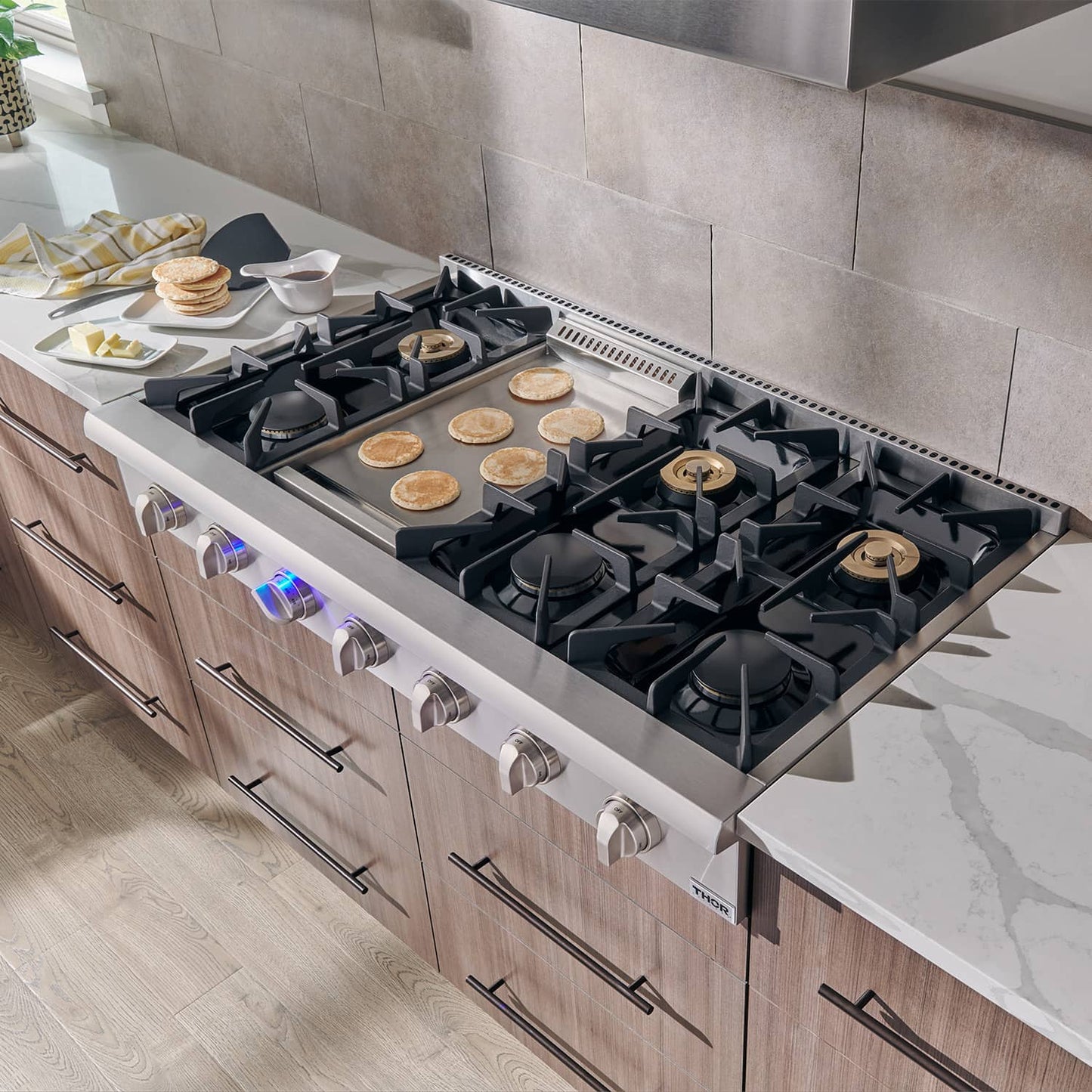 Thor Kitchen 48-Inch Propane Gas Cooktop in Stainless Steel with 6 Burners Including Power Burners and Griddle  - HRT4806ULP