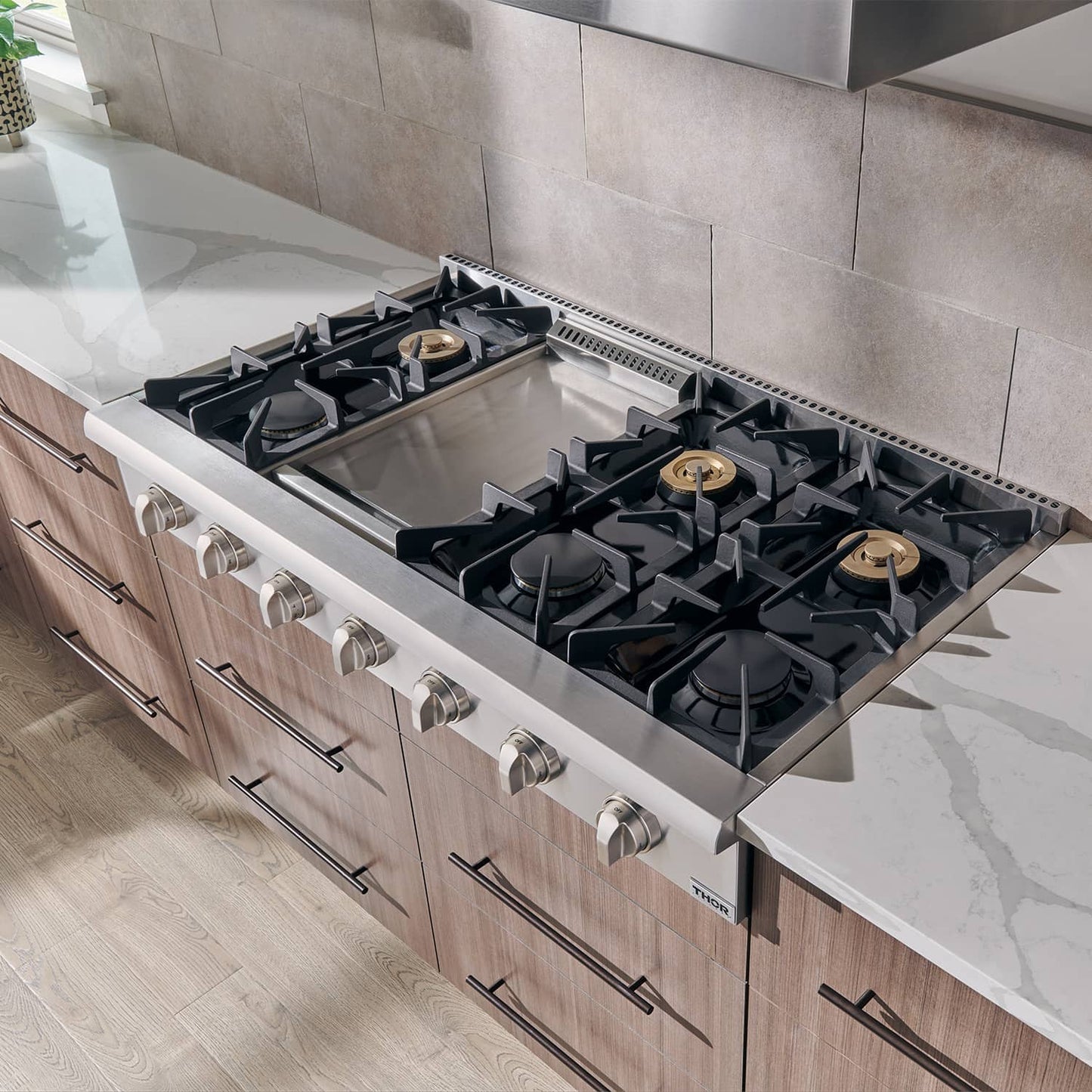 Thor Kitchen 48-Inch Propane Gas Cooktop in Stainless Steel with 6 Burners Including Power Burners and Griddle  - HRT4806ULP