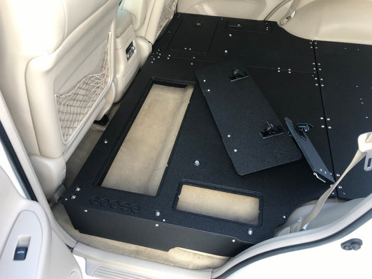 GOOSE GEAR Toyota Land Cruiser 1998-2007 100 Series - Second Row Seat Delete Plate System - 1045-GGR-SH