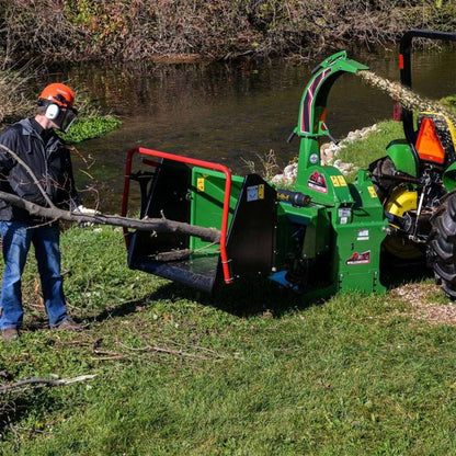 Wallenstein PTO Chipper 5" Capacity - BX52RI