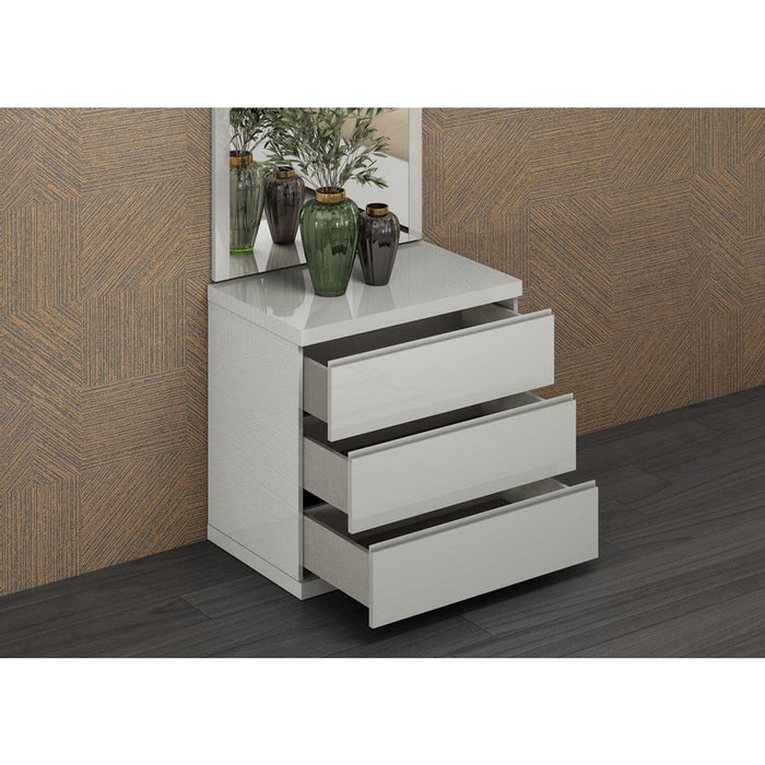 Whiteline Modern Living Anna Single Dresser - DR1207S