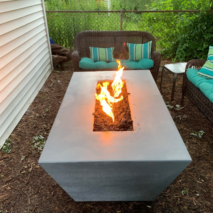 Angelus GFRC Fire Pit LifeStyle Close-uo