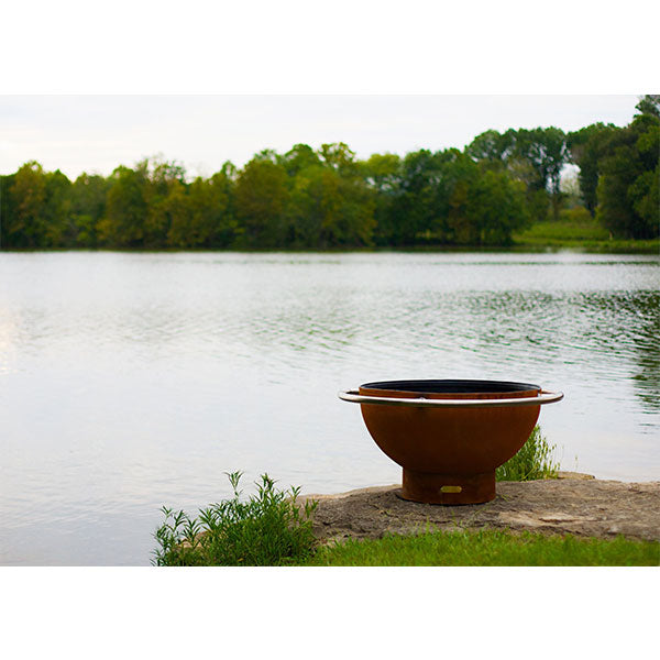  Bella Luna Fire Pit at the lake
