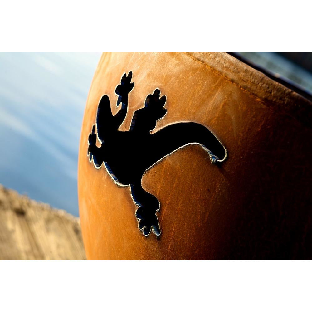 Kokopelli design - gecko