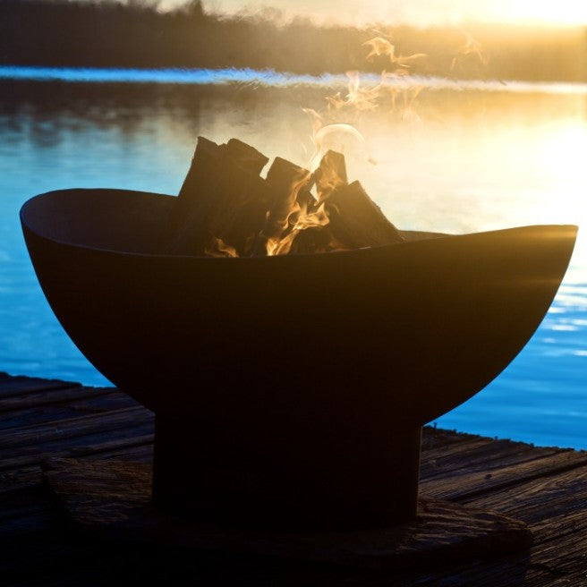 Scallop or Tidal silhouette - with fire