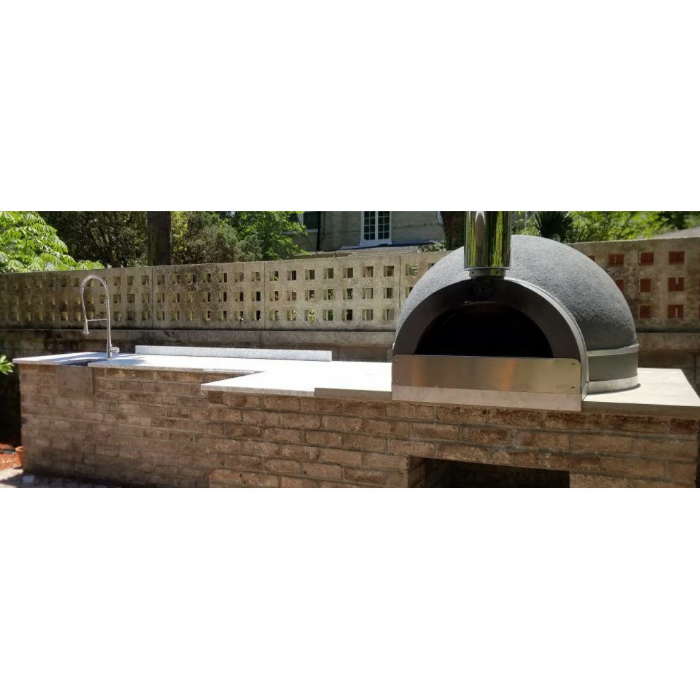 StrombolipizzaovenbyFieroCasa_outdoorkitchen