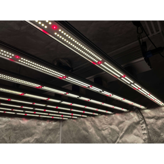Medic Grow Fold-8 Full Spectrum LED Grow Lights for Indoor Plants - 760W, Full Spectrum, 4X4, 5X5, High PPFD, AC 110-277V