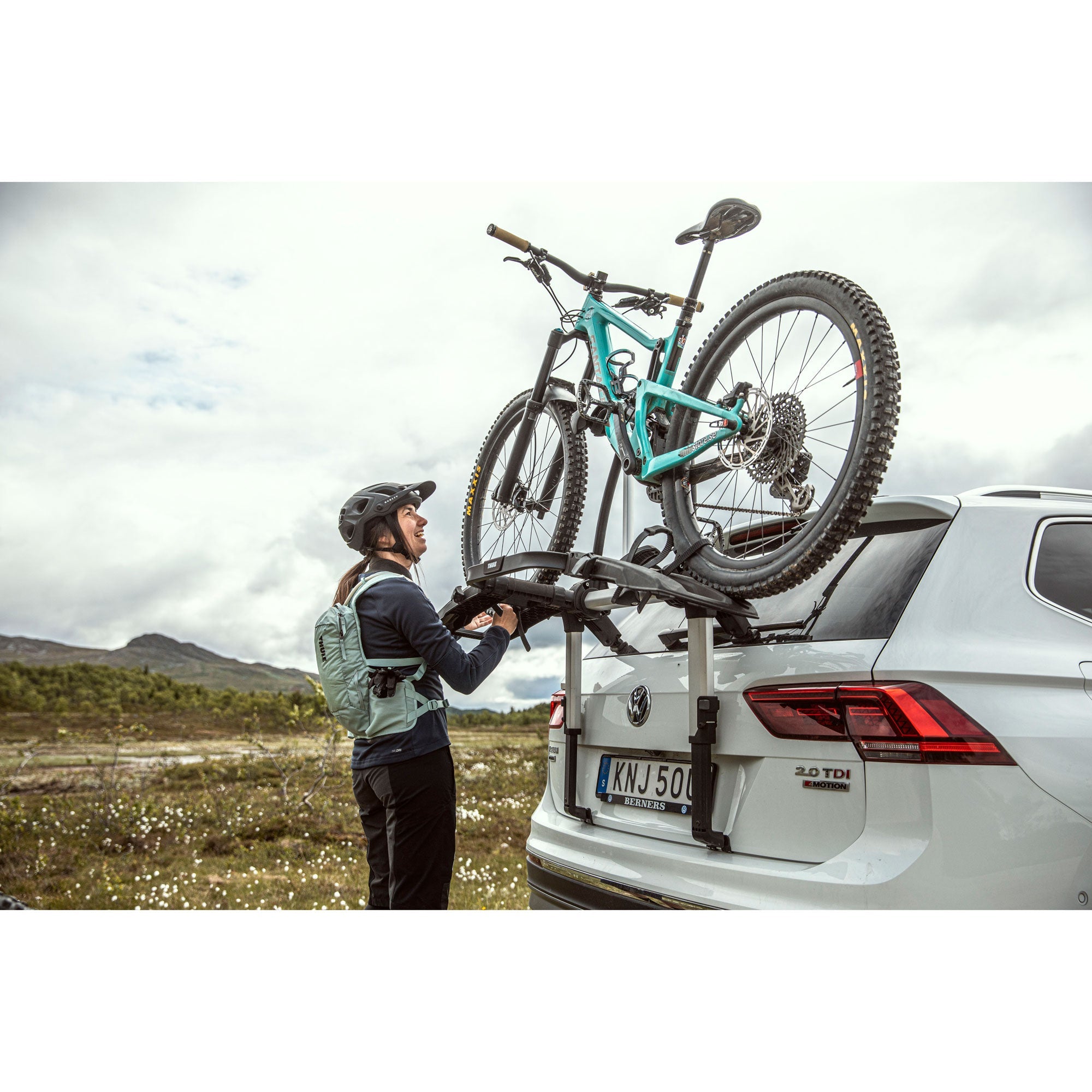 Thule OutWay Platform 2 Bike Trunk Rack